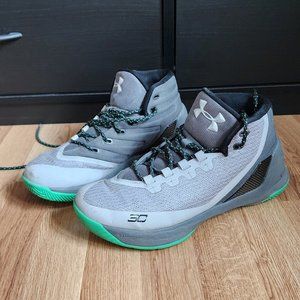 Curry 3 Grey Matter Green Men's Basketball Shoe